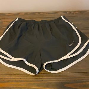 Women’s Nike running shorts size S